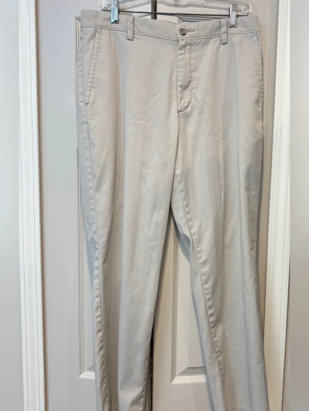 Dockers Men's Chinos in Light Beige 33x30